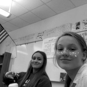 Meet your Posher, Ella